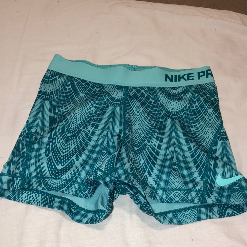 Blue pattern Nike Pro spandex